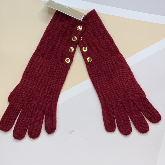 Michael Kors Accessories - Michael Kors Gloves
